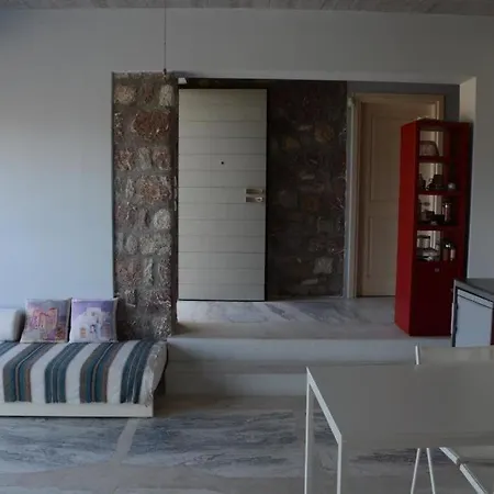 Unique Apartment For Art & Nature Lovers Porto Heli Exterior photo