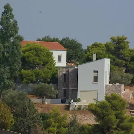 Unique Apartment For Art & Nature Lovers Porto Heli Exterior photo